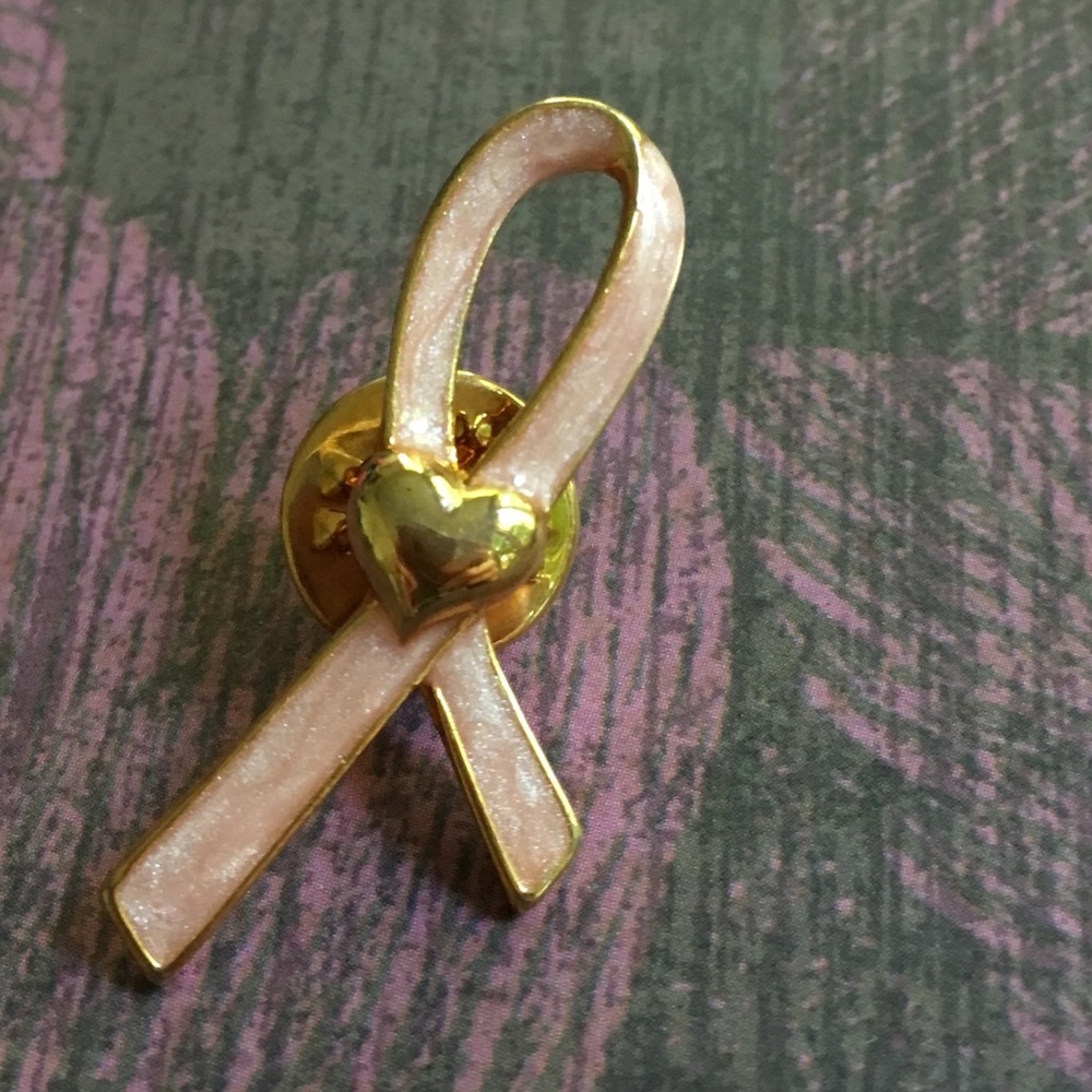 AVON Breast Cancer Awareness Pin Gold Heart Vintage